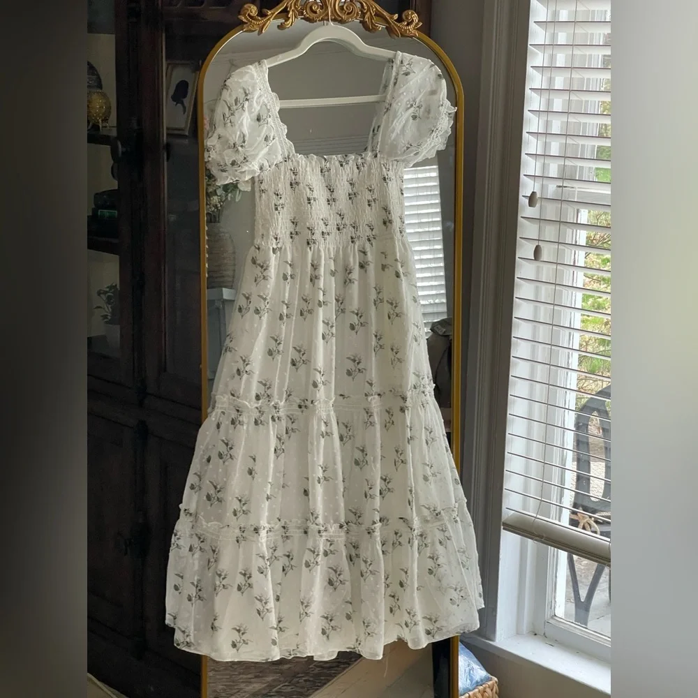 O.P.T. NWT Tiered Cypress White Floral Puff Sleeve Midi Dress - Picture 7 of 13